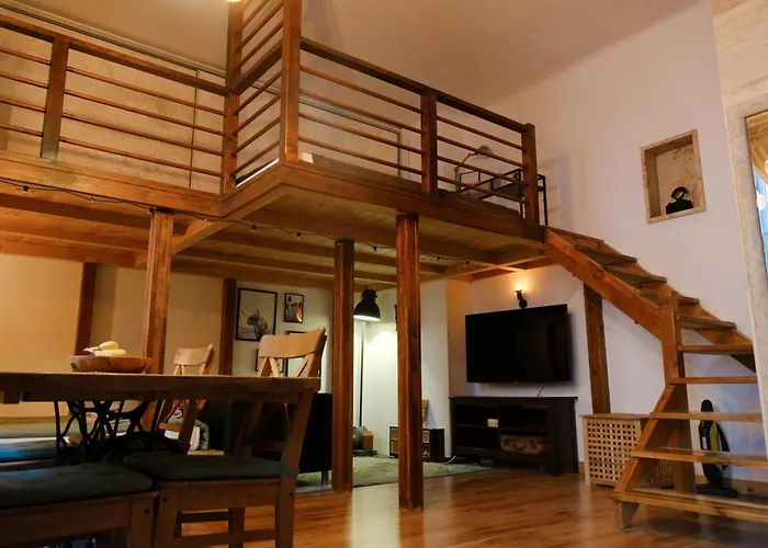 Center Brp17 * Budapesta