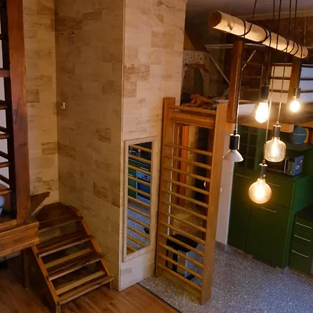 Center Brp17 * 布达佩斯